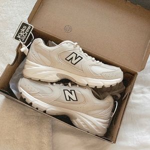 New Balance 530V2 in Retro Khaki